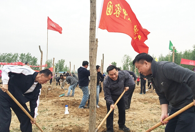 国家中医药管理局组织局机关及直属单位举行义务植物活动